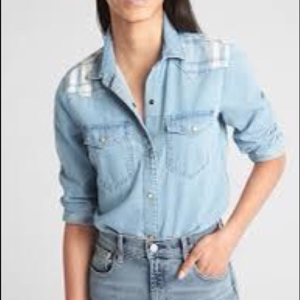 Gap Western Denim Snap Front Long Sleeve Top